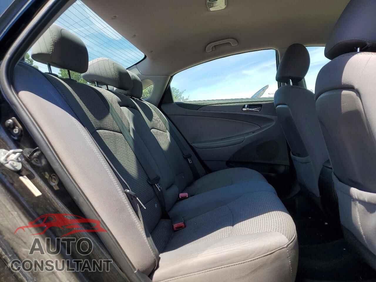 HYUNDAI SONATA 2011 - 5NPEB4AC0BH016852