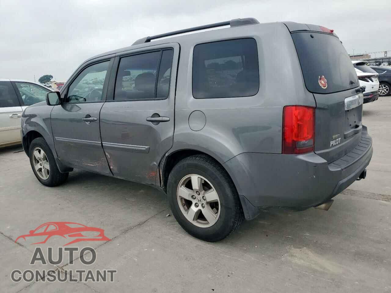 HONDA PILOT 2011 - 5FNYF3H64BB031428