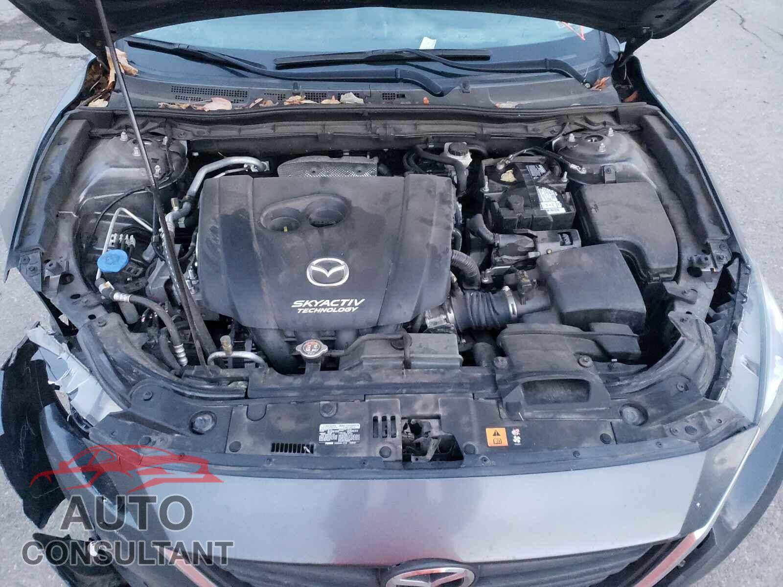 MAZDA 3 2016 - 3MZBM1K79GM308382