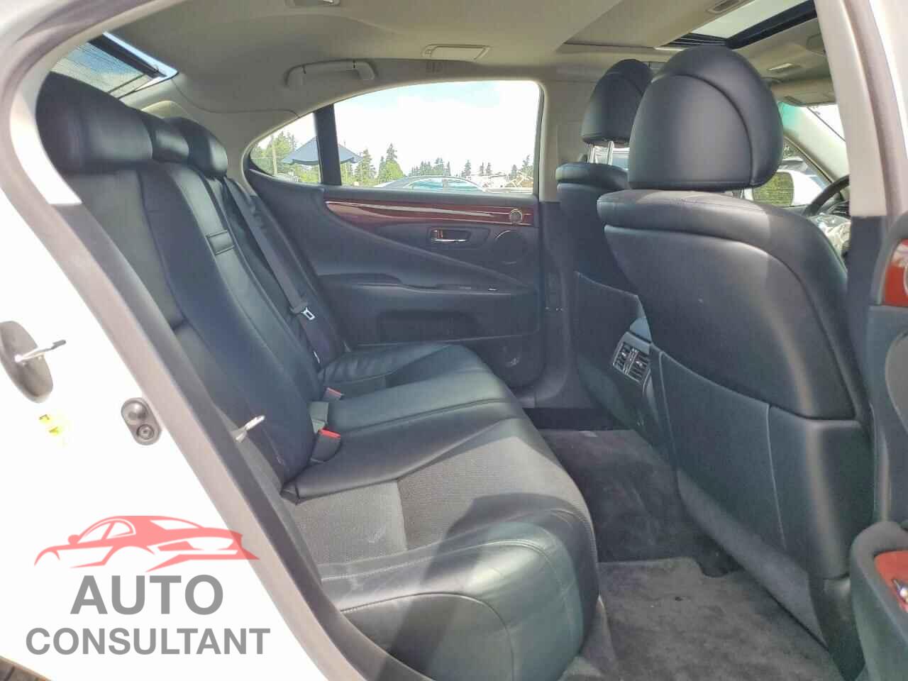 LEXUS LS460 2010 - JTHCL5EF3A5005596