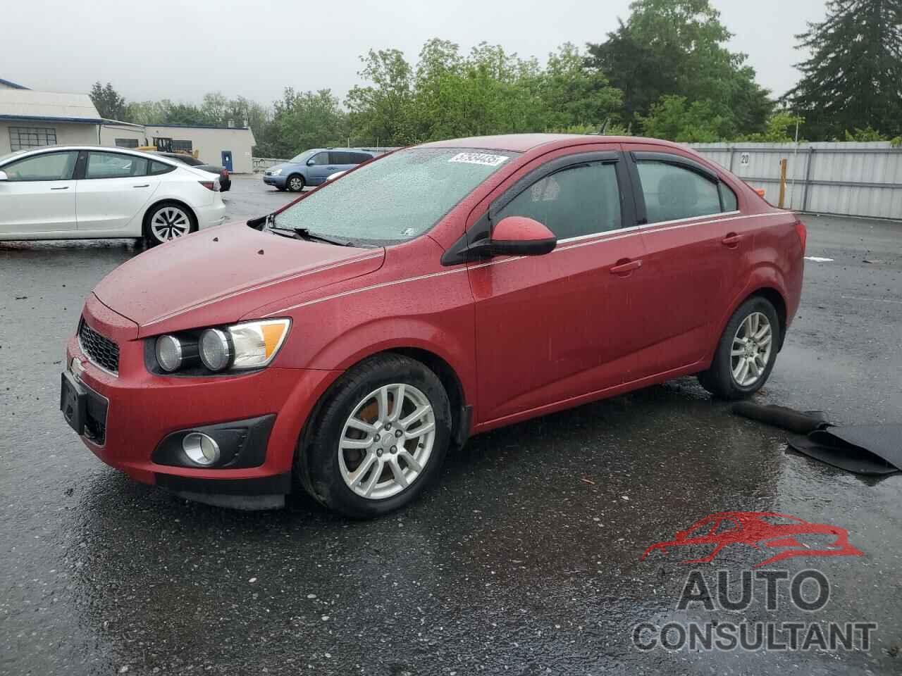 CHEVROLET SONIC 2012 - 1G1JC5SH6C4221443