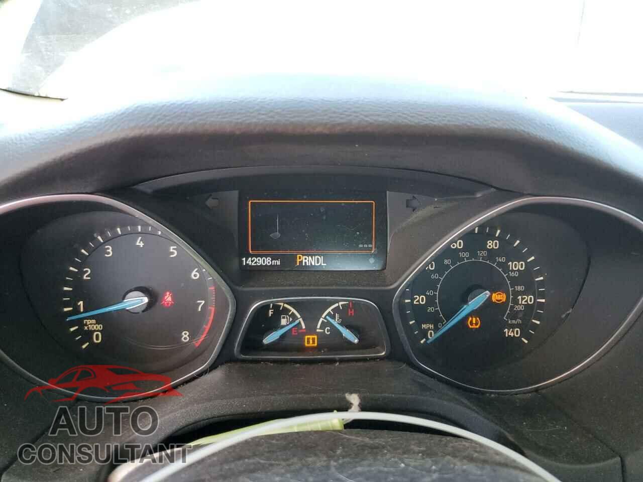 FORD FOCUS 2015 - 1FADP3F22FL227629