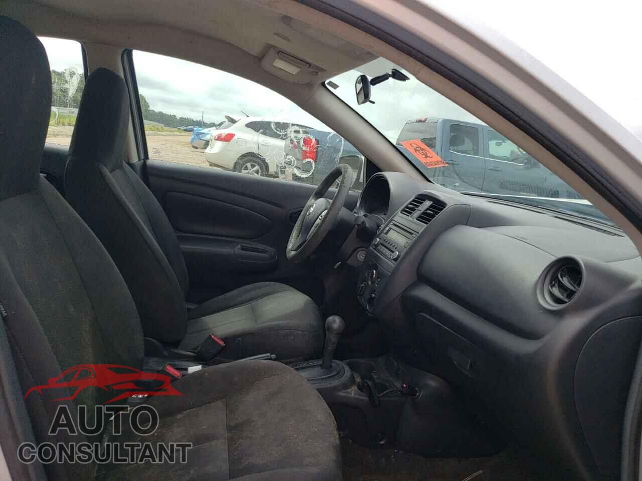 NISSAN VERSA 2017 - 3N1CN7AP3HL863184