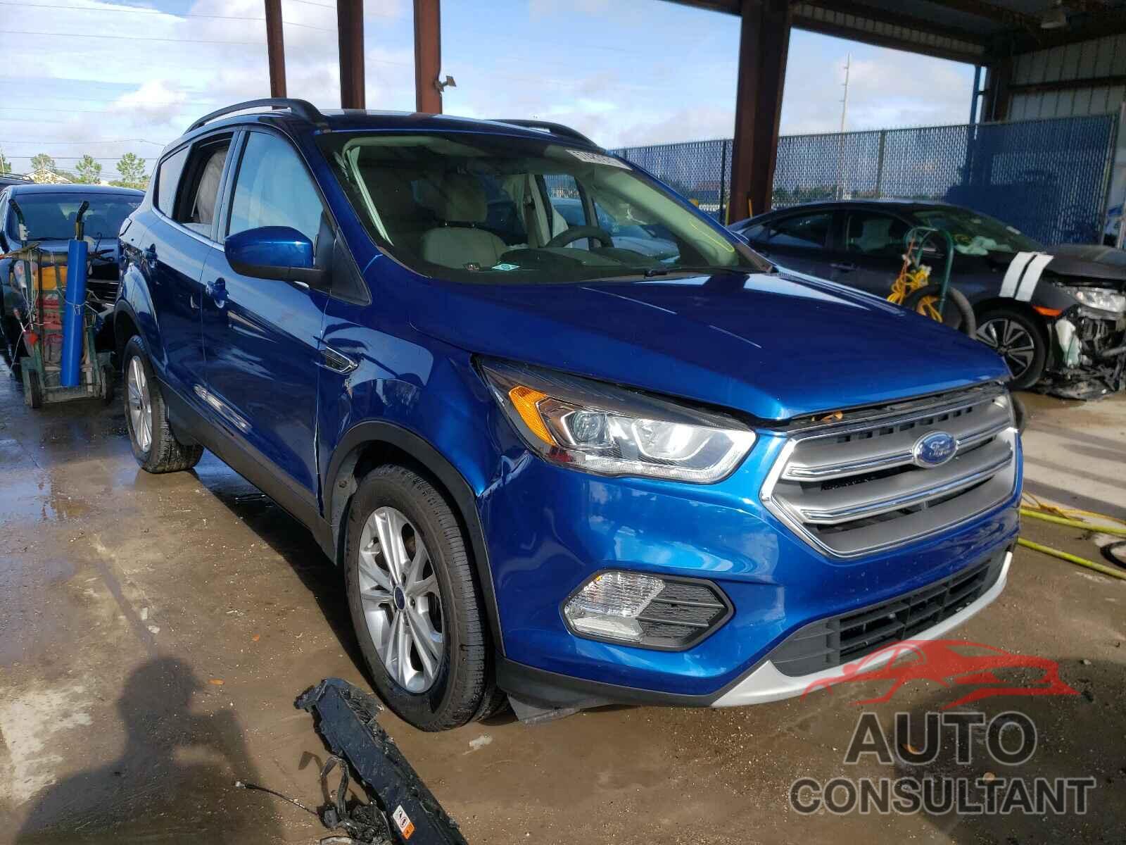 FORD ESCAPE 2017 - 1FMCU0GDXHUD56630
