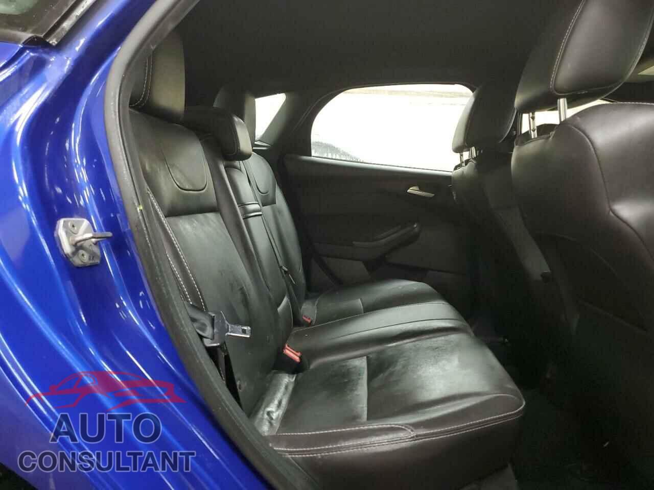 FORD FOCUS 2014 - 1FADP3L93EL429363