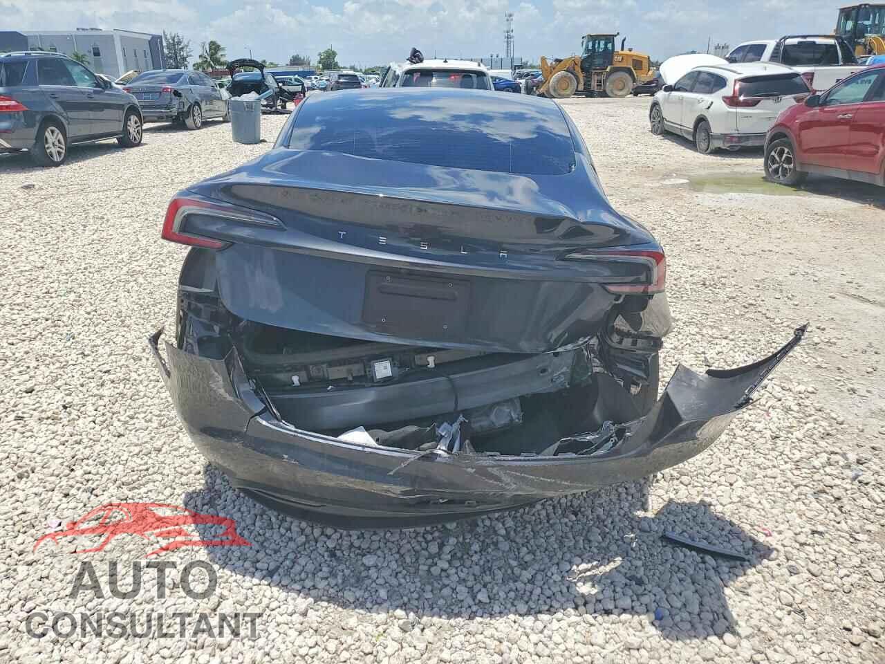 TESLA MODEL 3 2025 - 5YJ3E1EA4SF902306