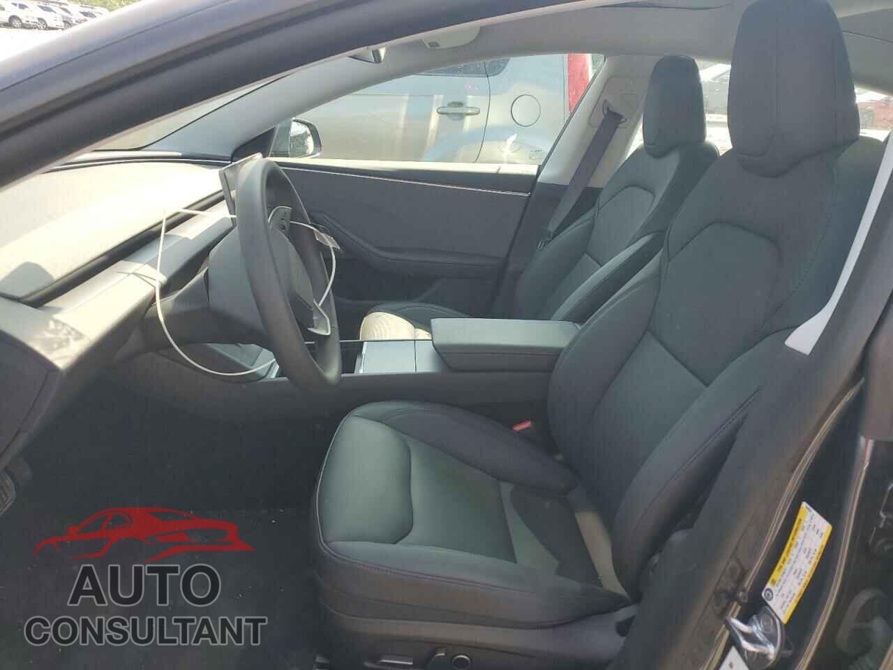 TESLA MODEL 3 2025 - 5YJ3E1EA0SF934394