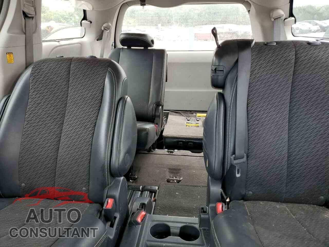 TOYOTA SIENNA 2012 - 5TDXK3DC1CS192965