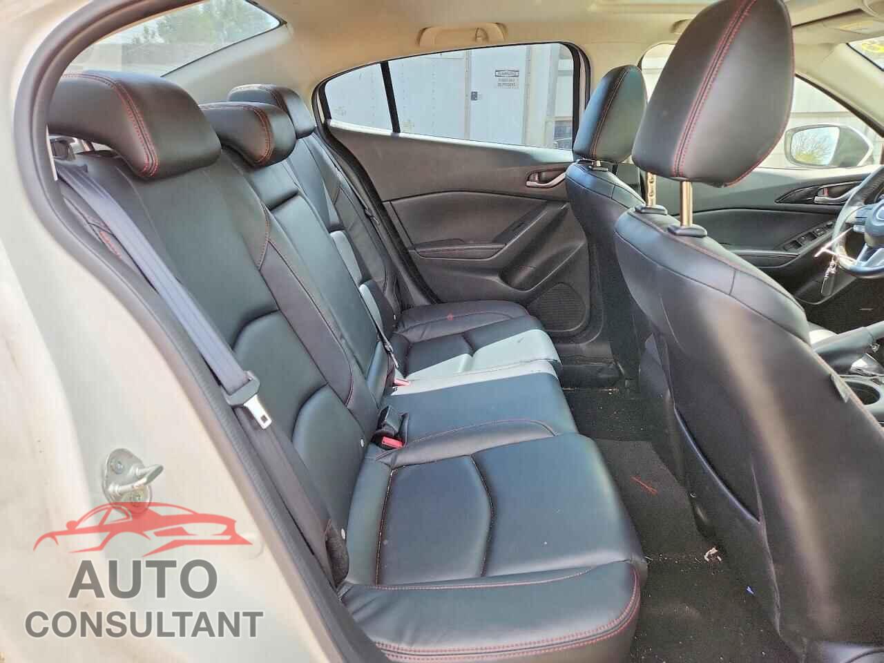 MAZDA 3 2014 - JM1BM1W77E1136327