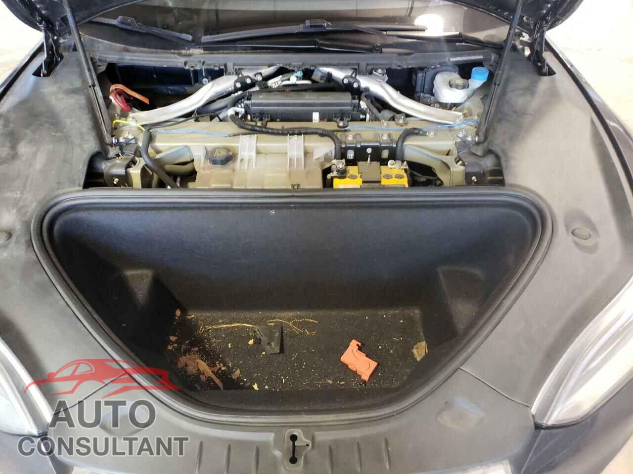 TESLA MODEL S 2019 - 5YJSA1E29KF305961