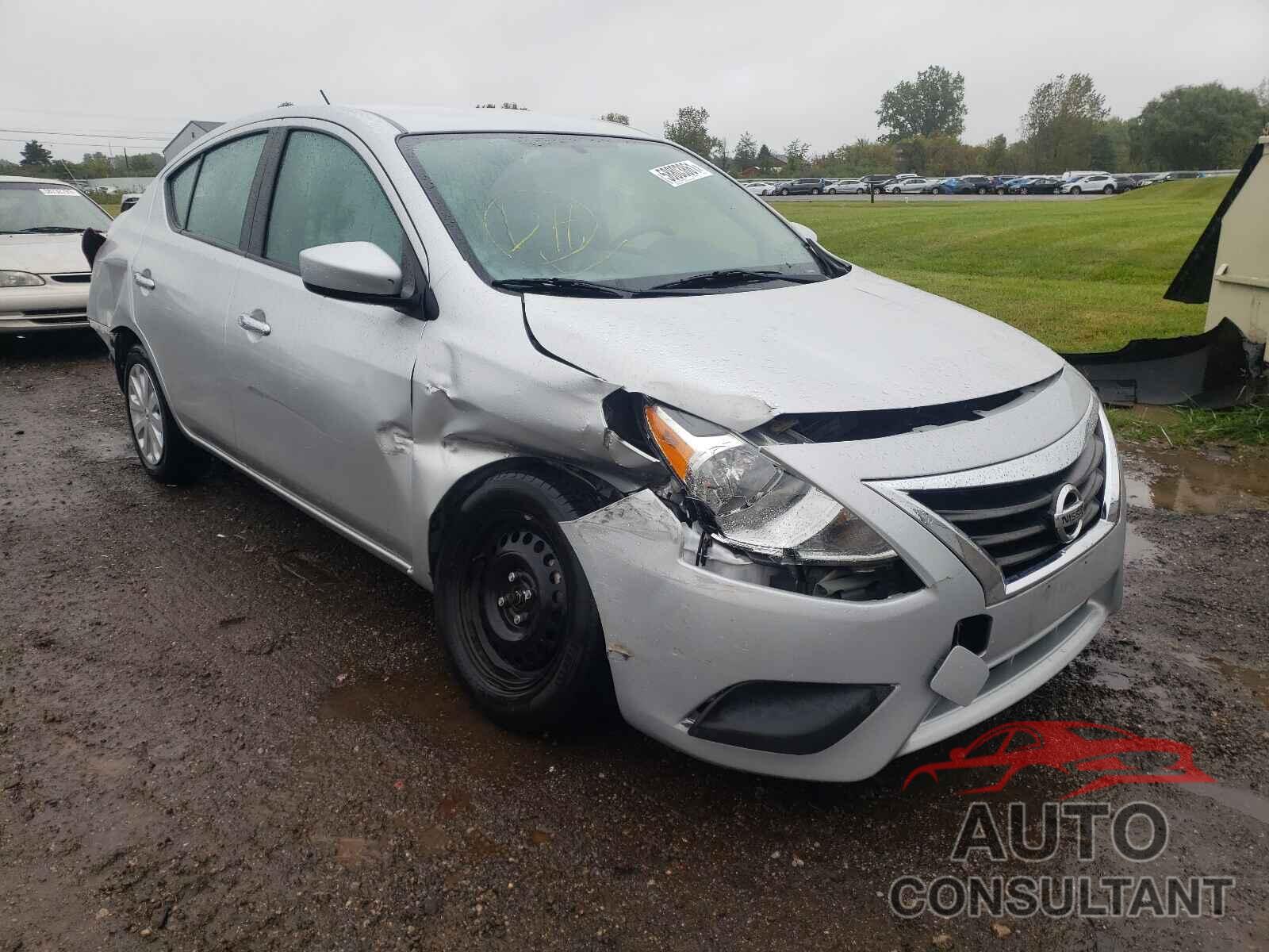 NISSAN VERSA 2019 - 3N1CN7AP7KL821351