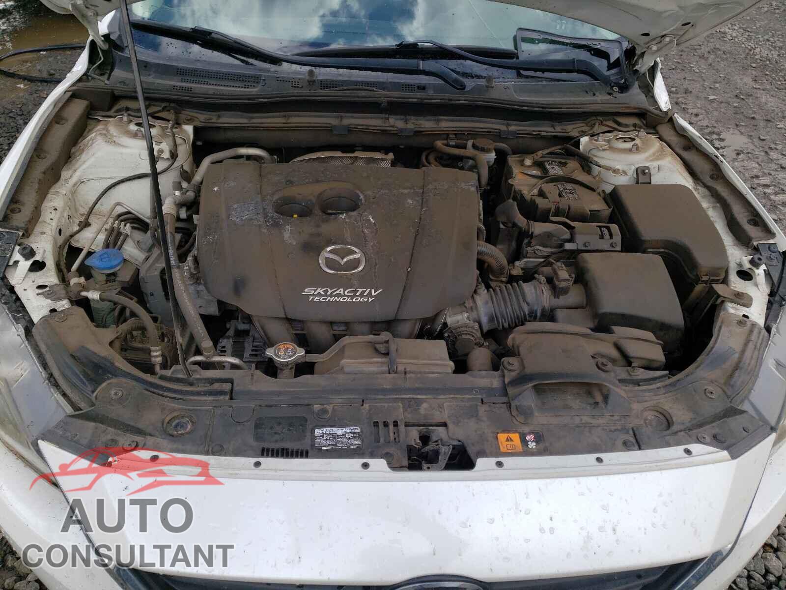 MAZDA 3 2016 - JM1BM1U74G1285851