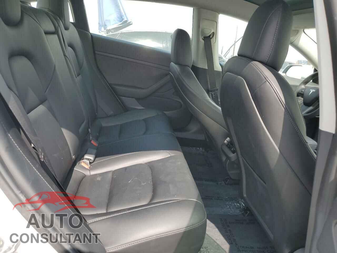 TESLA MODEL 3 2020 - 5YJ3E1EA8LF799439