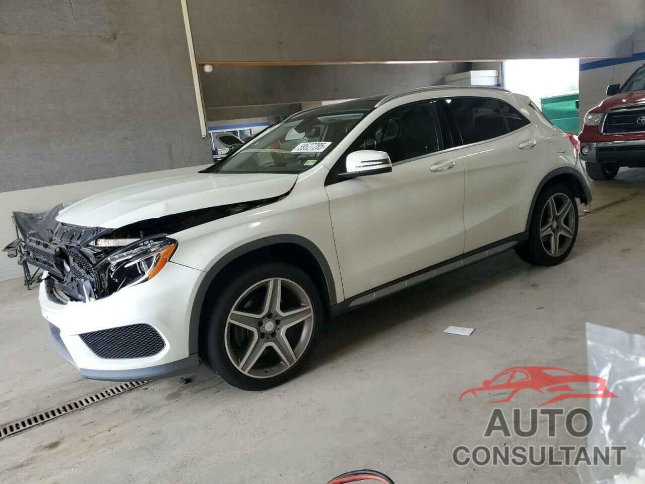 MERCEDES-BENZ GLA-CLASS 2015 - WDCTG4GB2FJ104512