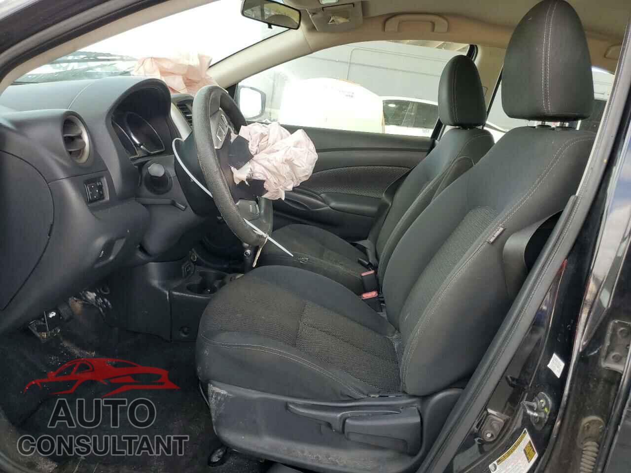NISSAN VERSA 2017 - 3N1CN7AP3HL808430