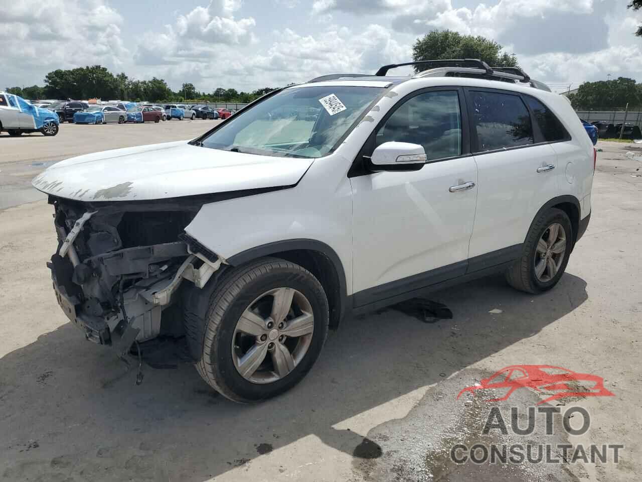 KIA SORENTO 2013 - 5XYKU4A28DG344101