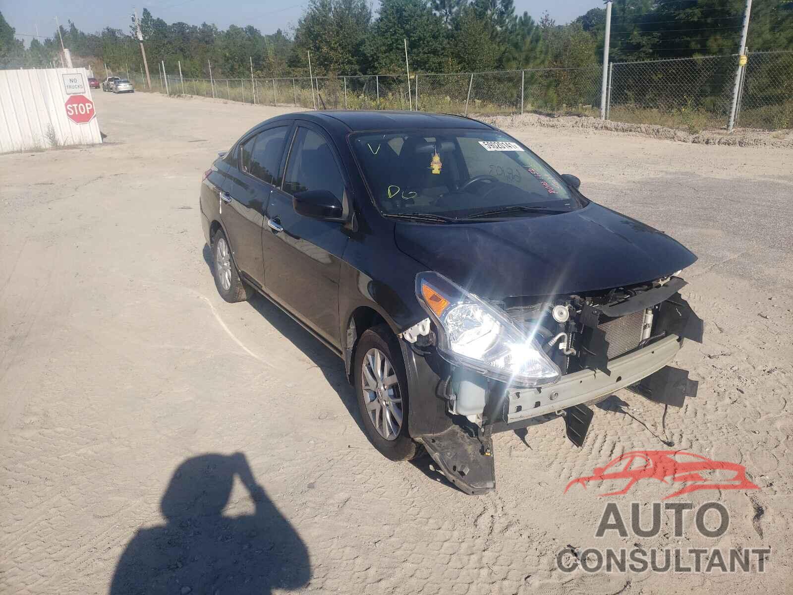 NISSAN VERSA 2017 - 3N1CN7APXHL819862