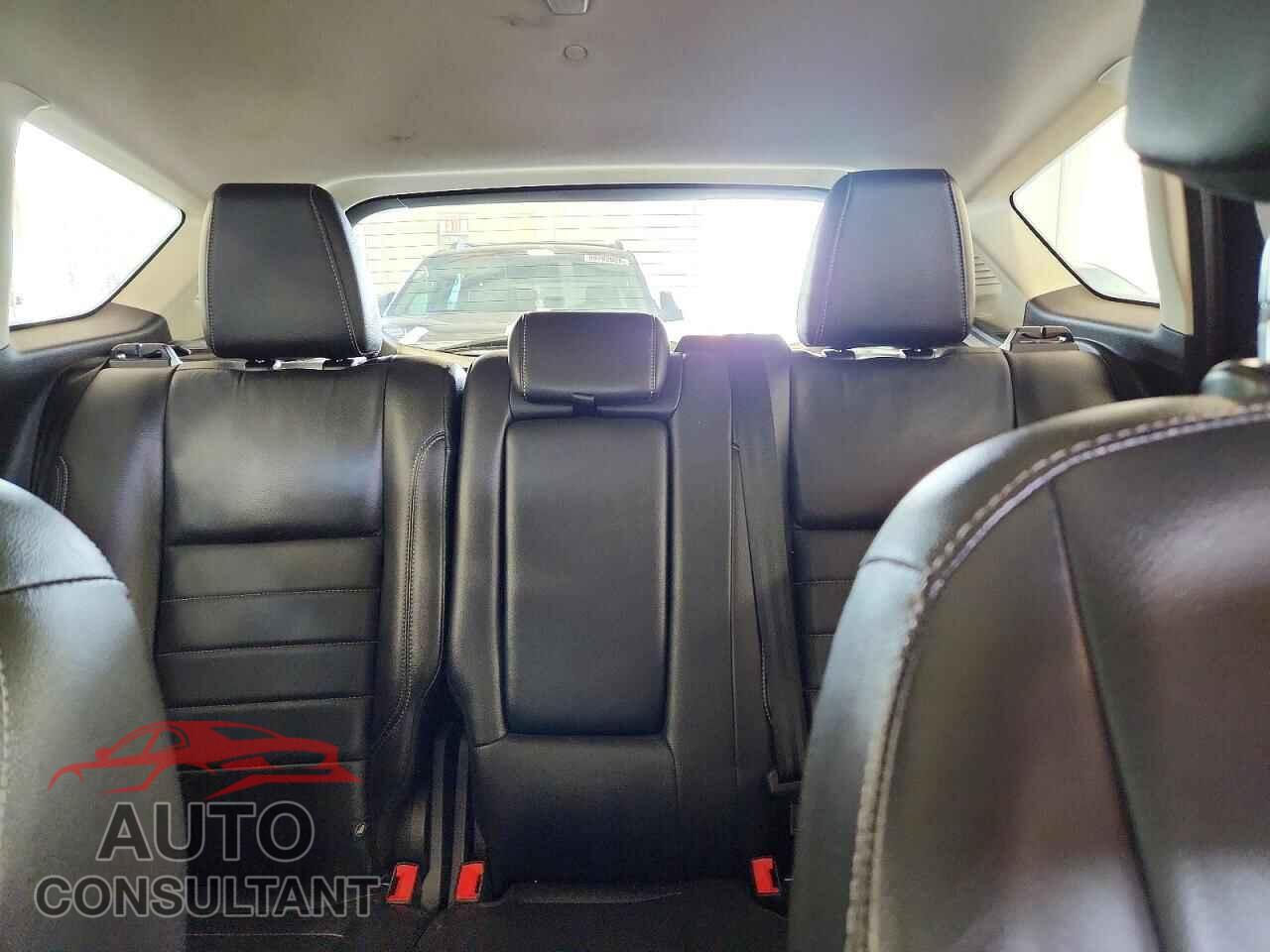 FORD CMAX 2015 - 1FADP5BU4FL116437