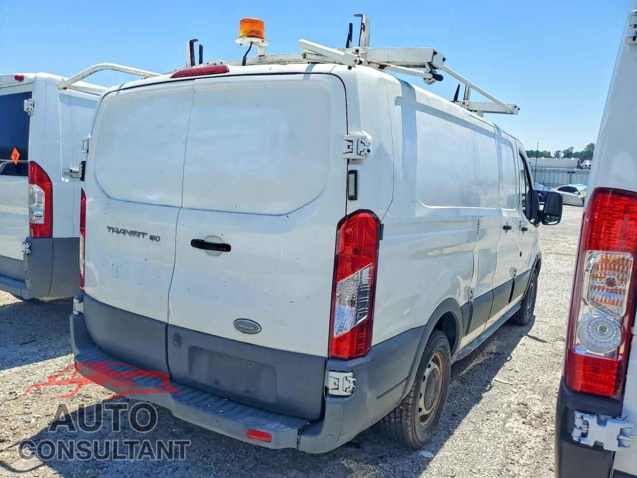 FORD TRANSIT 2015 - 1FTNE1ZM9FKA33076