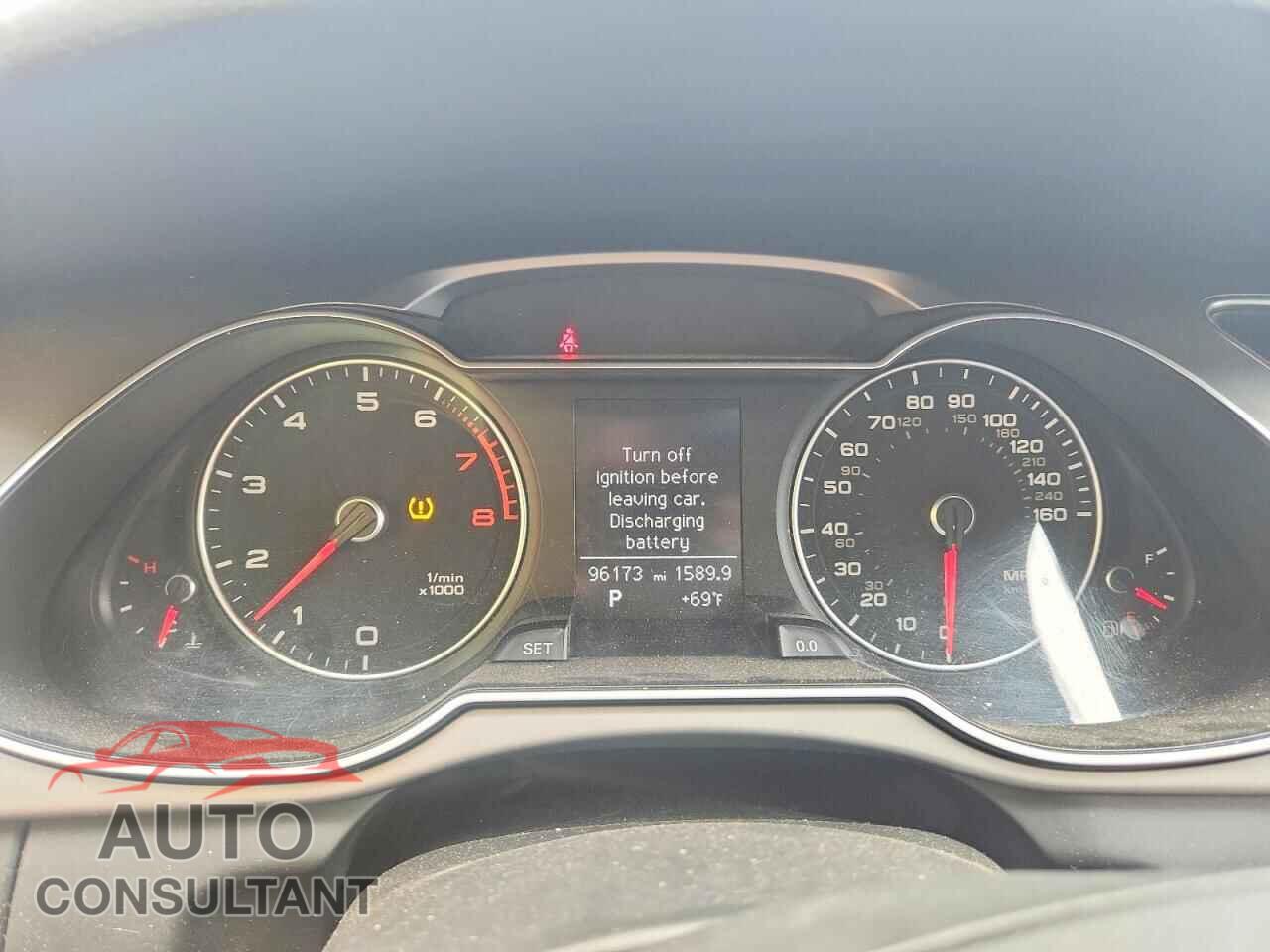 AUDI A4 2013 - WAUBFAFL4DN028033