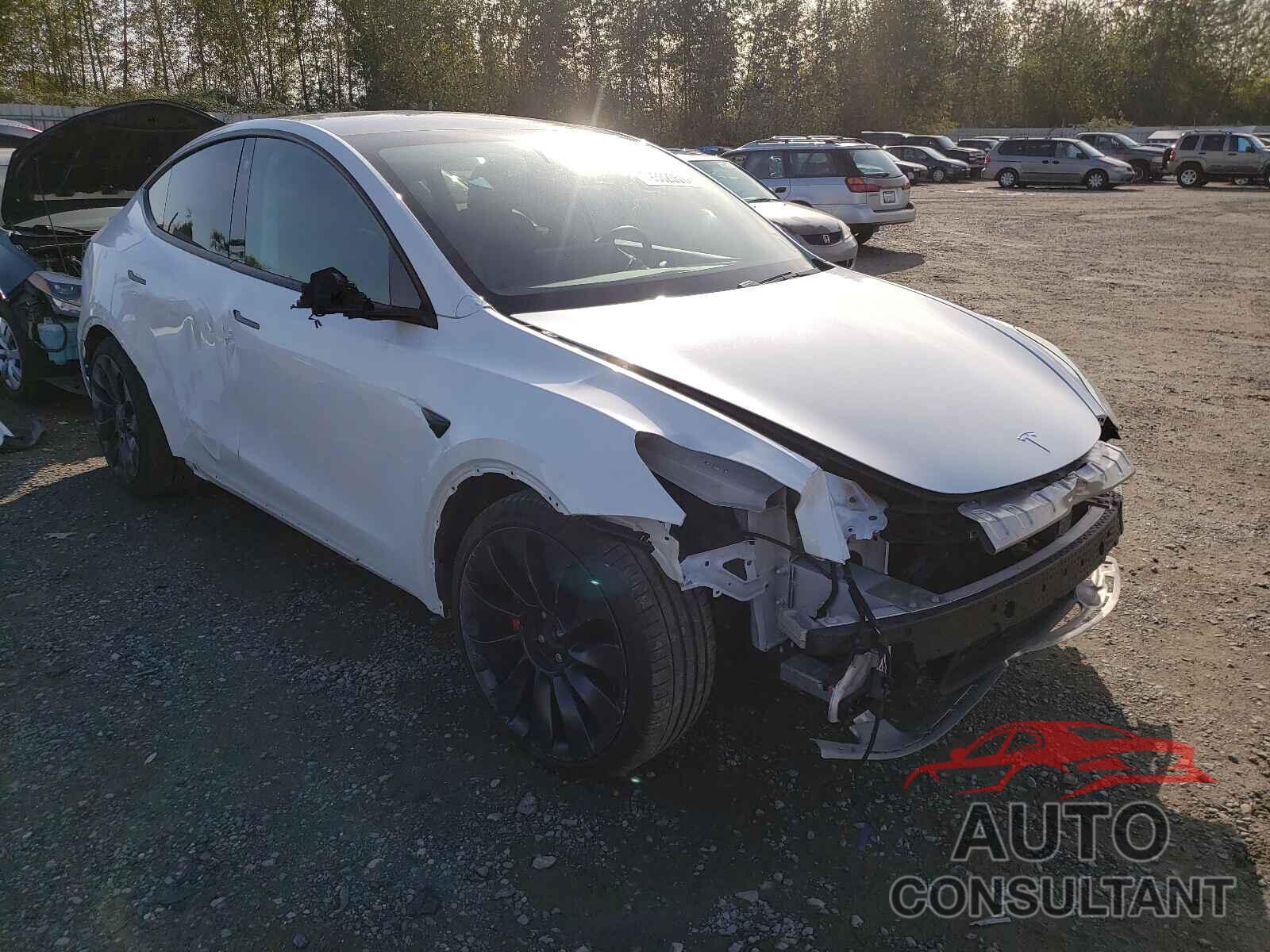 TESLA MODEL Y 2021 - 5YJYGDEFXMF072334