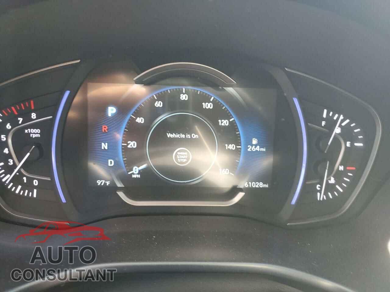 HYUNDAI SANTA FE 2019 - 5NMS5CAA4KH112578