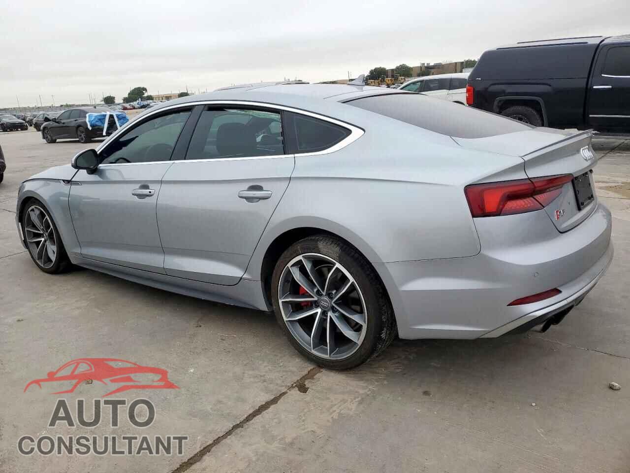 AUDI S5/RS5 2018 - WAUC4CF5XJA063542