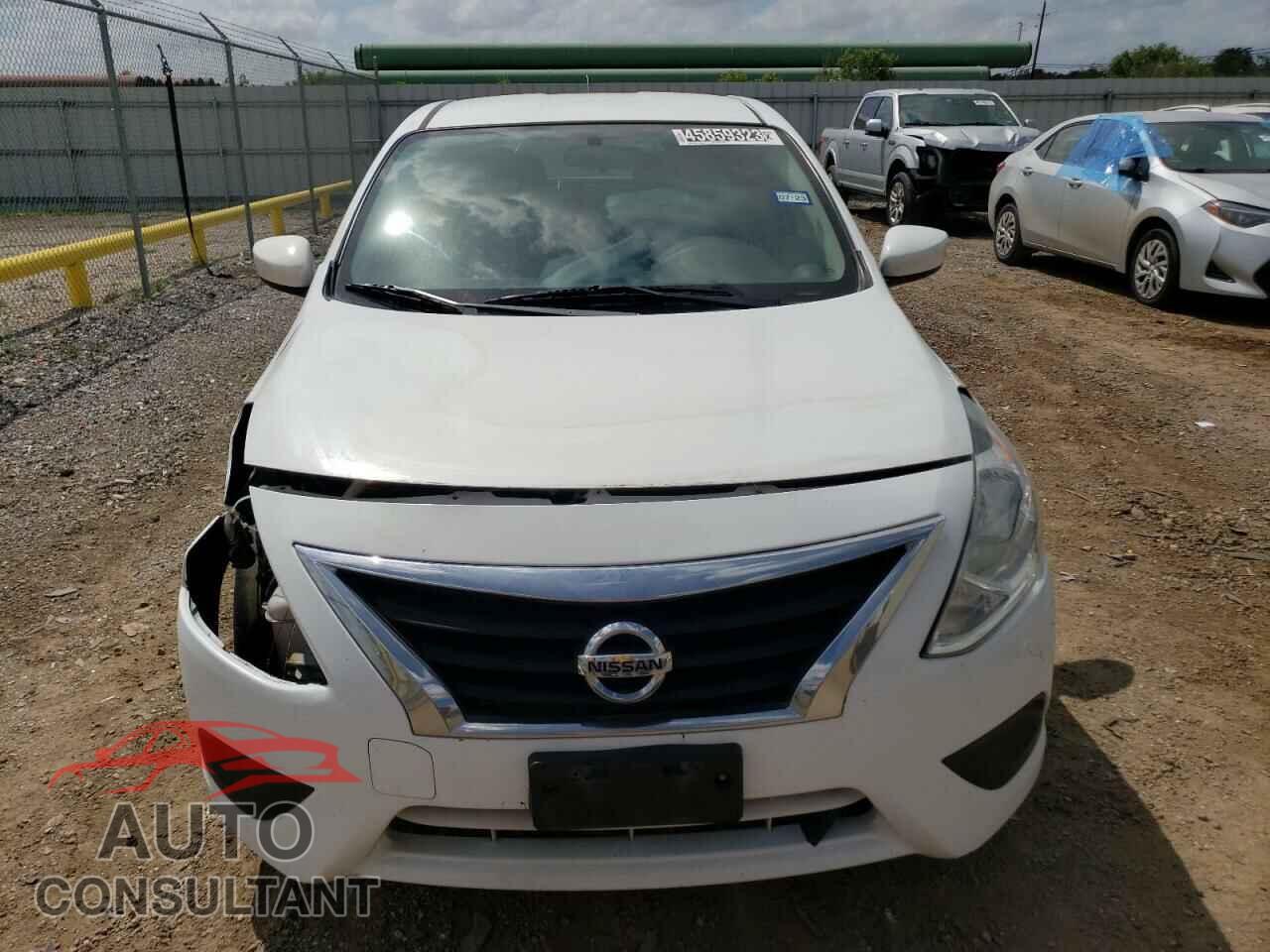 NISSAN VERSA 2017 - 3N1CN7AP6HL852177