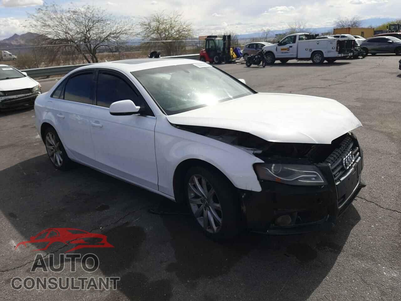 AUDI A4 2013 - WAUEFAFL4DN033083