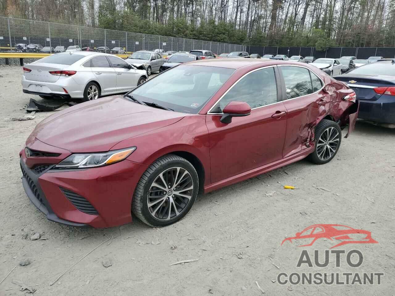 TOYOTA CAMRY 2018 - 4T1B11HK2JU677428