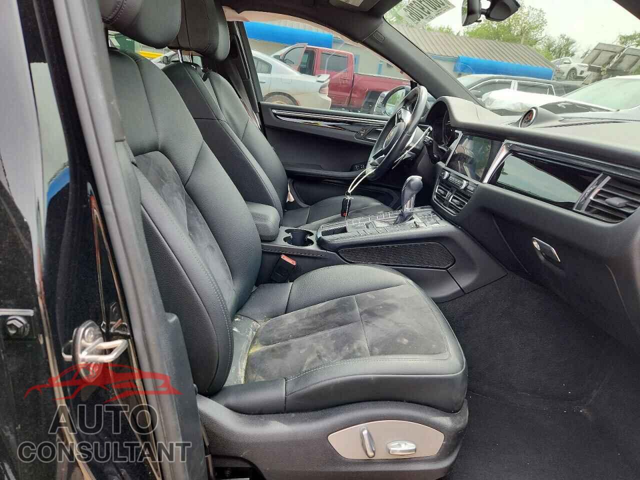 PORSCHE MACAN 2021 - WP1AA2A50MLB02358