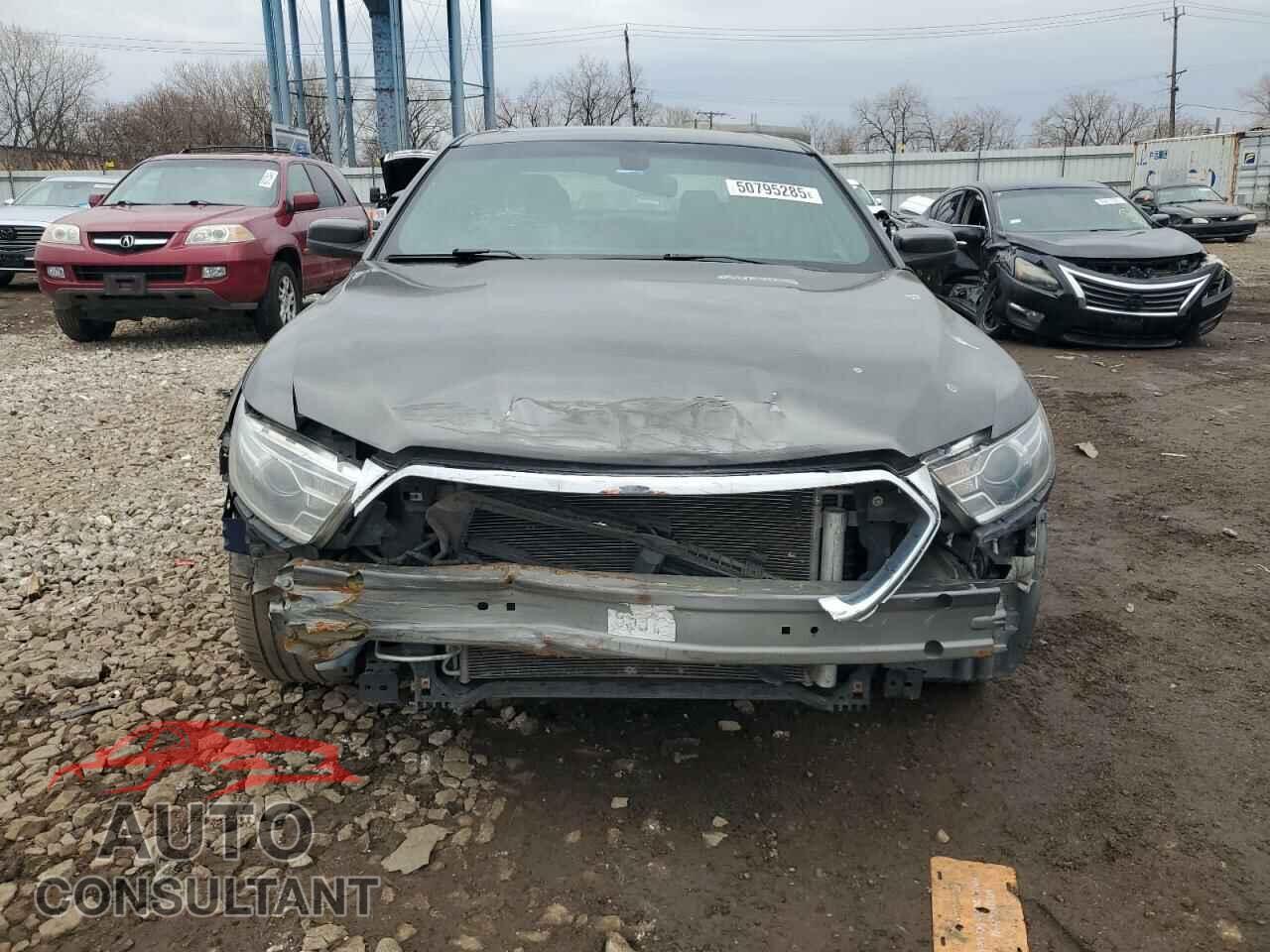 FORD TAURUS 2017 - 1FAHP2E8XHG105713