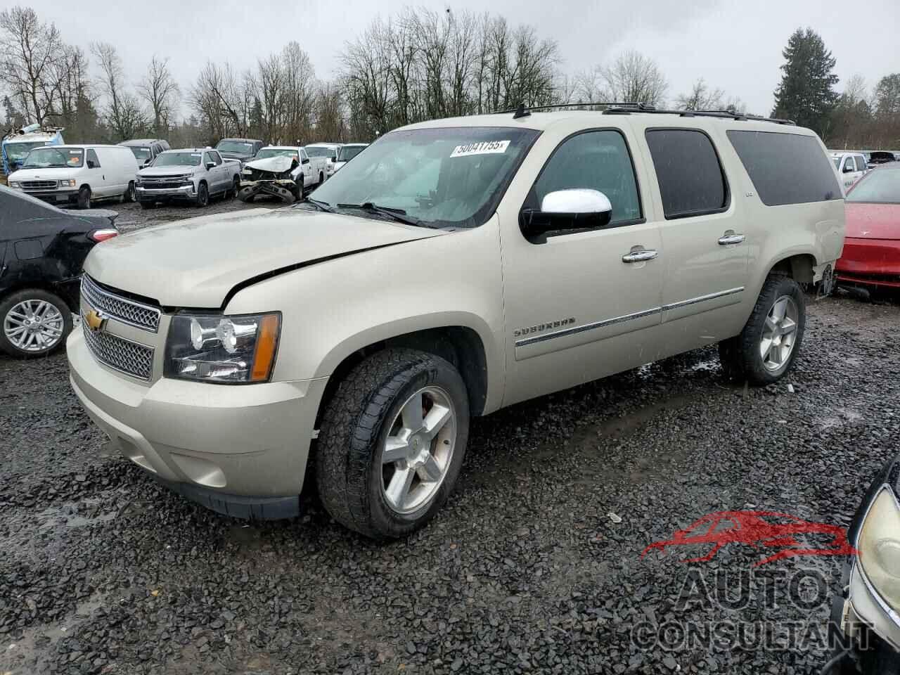 CHEVROLET SUBURBAN 2013 - 1GNSKKE75DR244868