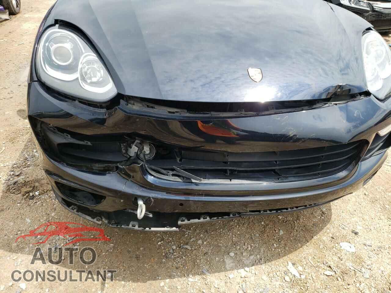 PORSCHE CAYENNE 2016 - WP1AA2A27GKA09403
