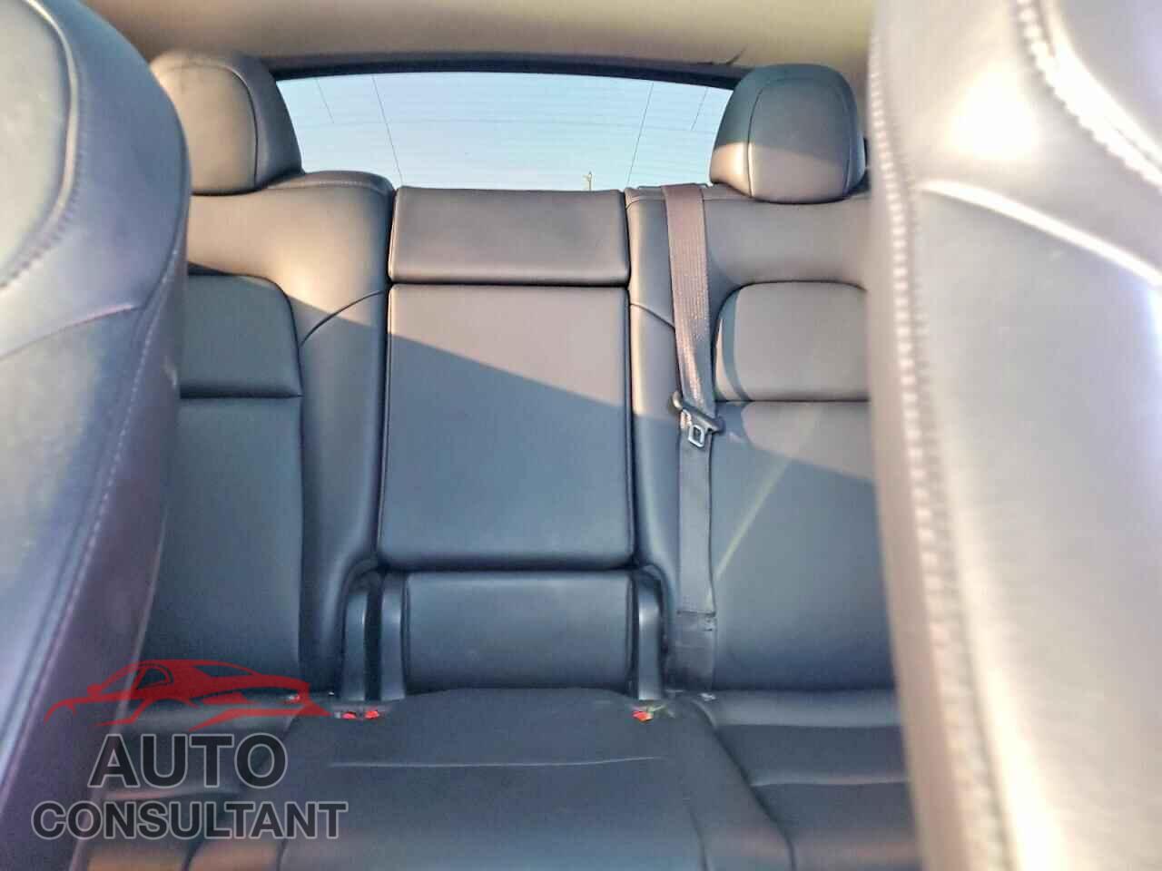 TESLA MODEL Y 2021 - 5YJYGDEF3MF266669