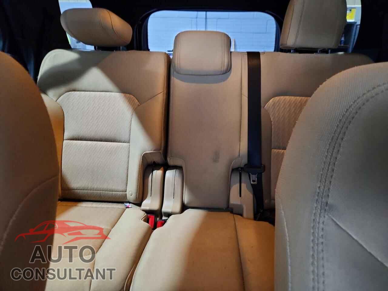 FORD EXPLORER 2017 - 1FM5K8B84HGE40304