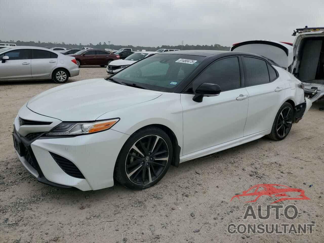 TOYOTA CAMRY 2018 - 4T1BZ1HK2JU011548