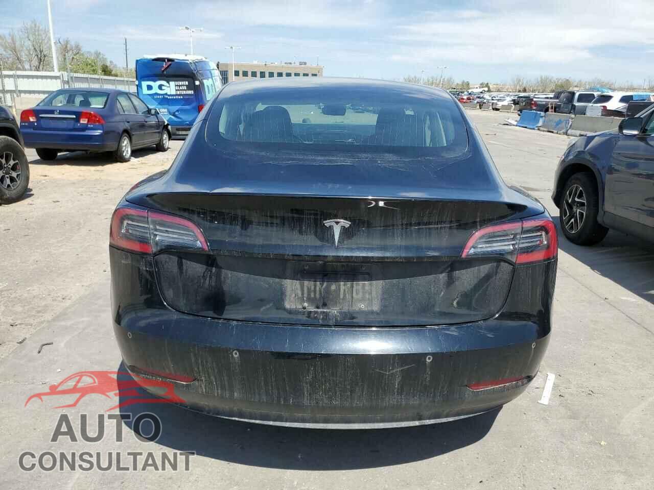 TESLA MODEL 3 2018 - 5YJ3E1EA1JF108832