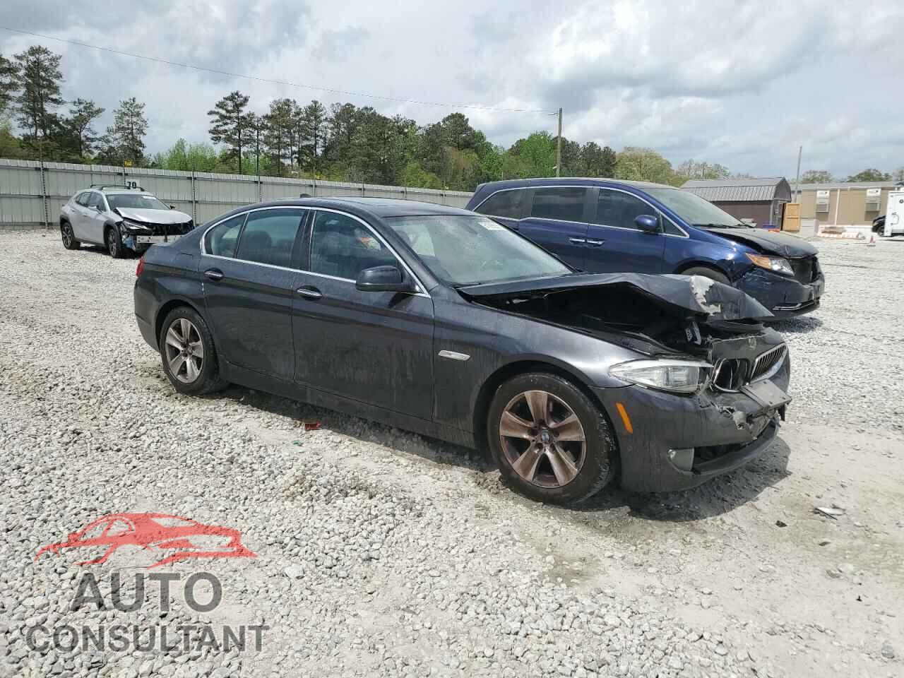 BMW 5 SERIES 2011 - WBAFR1C51BDS36663