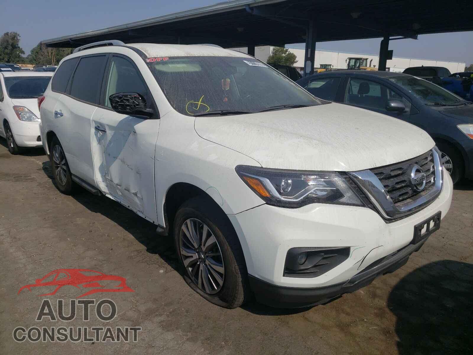 NISSAN PATHFINDER 2018 - 5N1DR2MM9JC670383