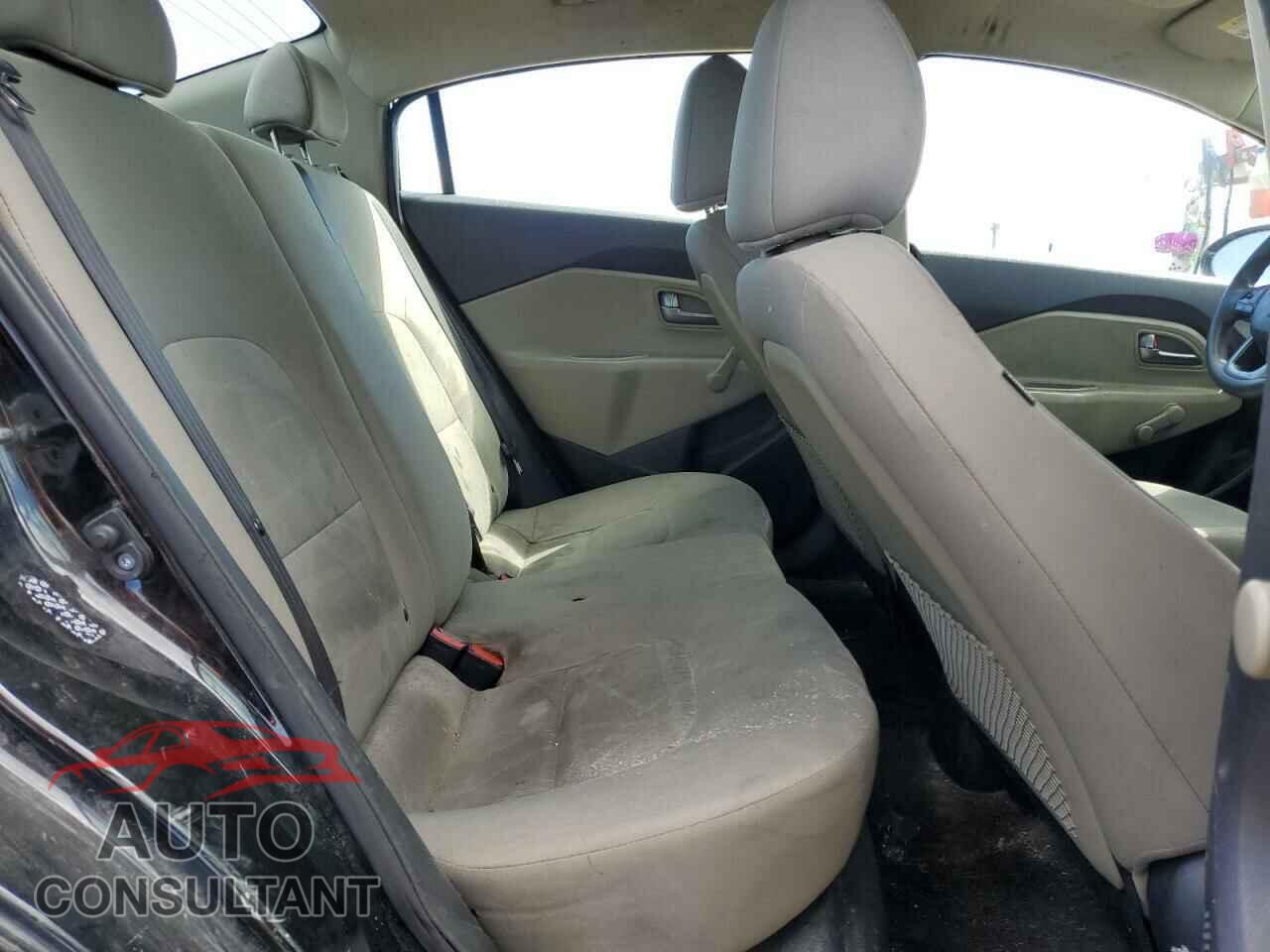 KIA RIO 2017 - KNADM4A38H6118387