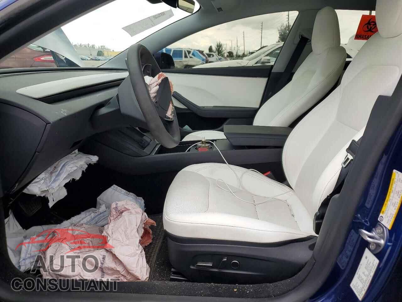 TESLA MODEL 3 2025 - 5YJ3E1EA5SF017189