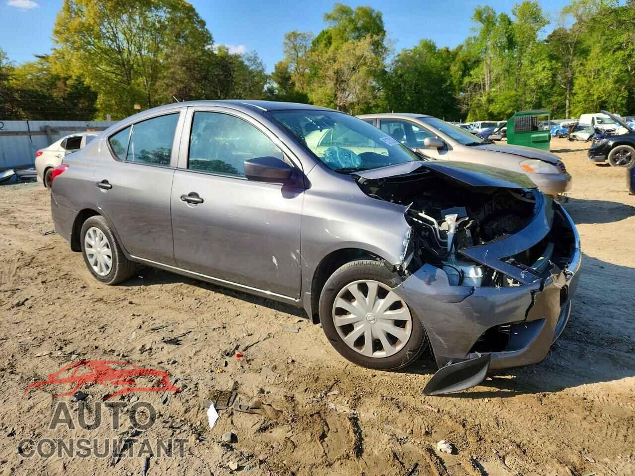NISSAN VERSA 2019 - 3N1CN7AP3KL809455