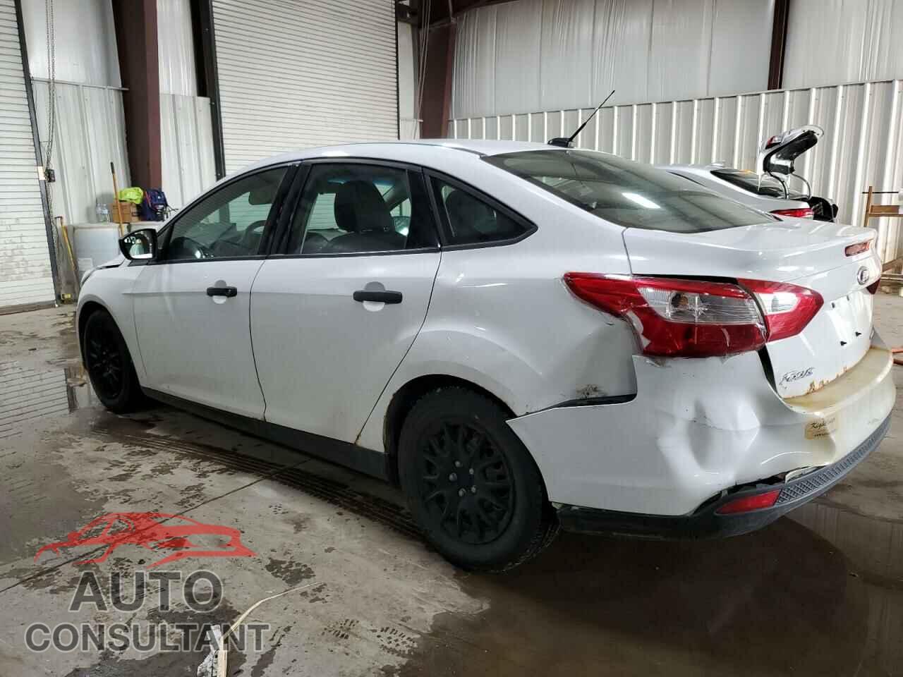 FORD FOCUS 2012 - 1FAHP3E21CL410972