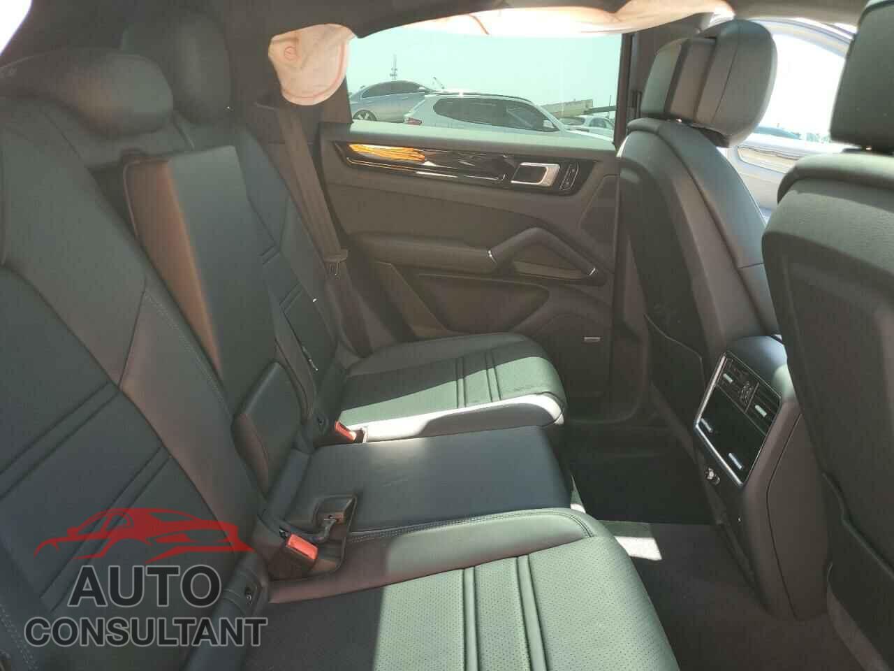 PORSCHE CAYENNE 2021 - WP1BA2AY0MDA42266