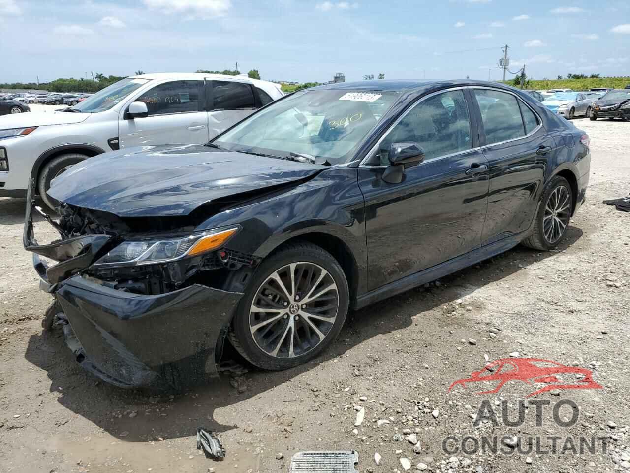 TOYOTA CAMRY 2020 - 4T1G11AK4LU977457
