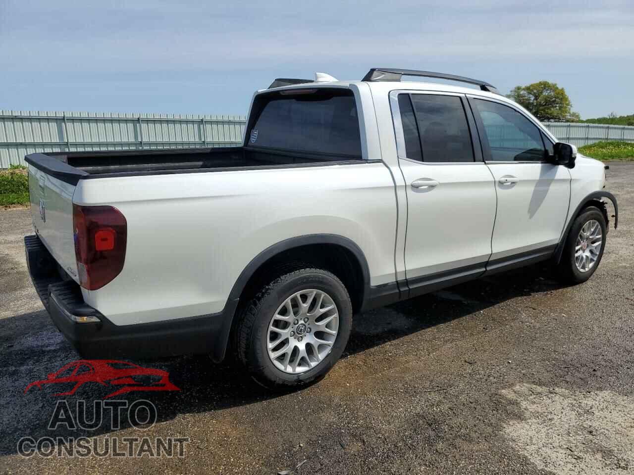 HONDA RIDGELINE 2017 - 5FPYK3F60HB013295
