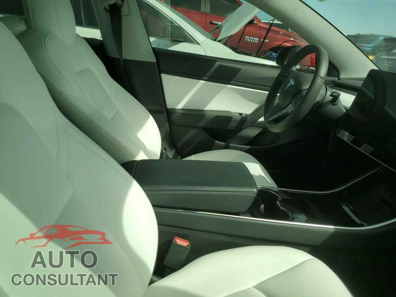 TESLA MODEL 3 2020 - 5YJ3E1EB5LF669014