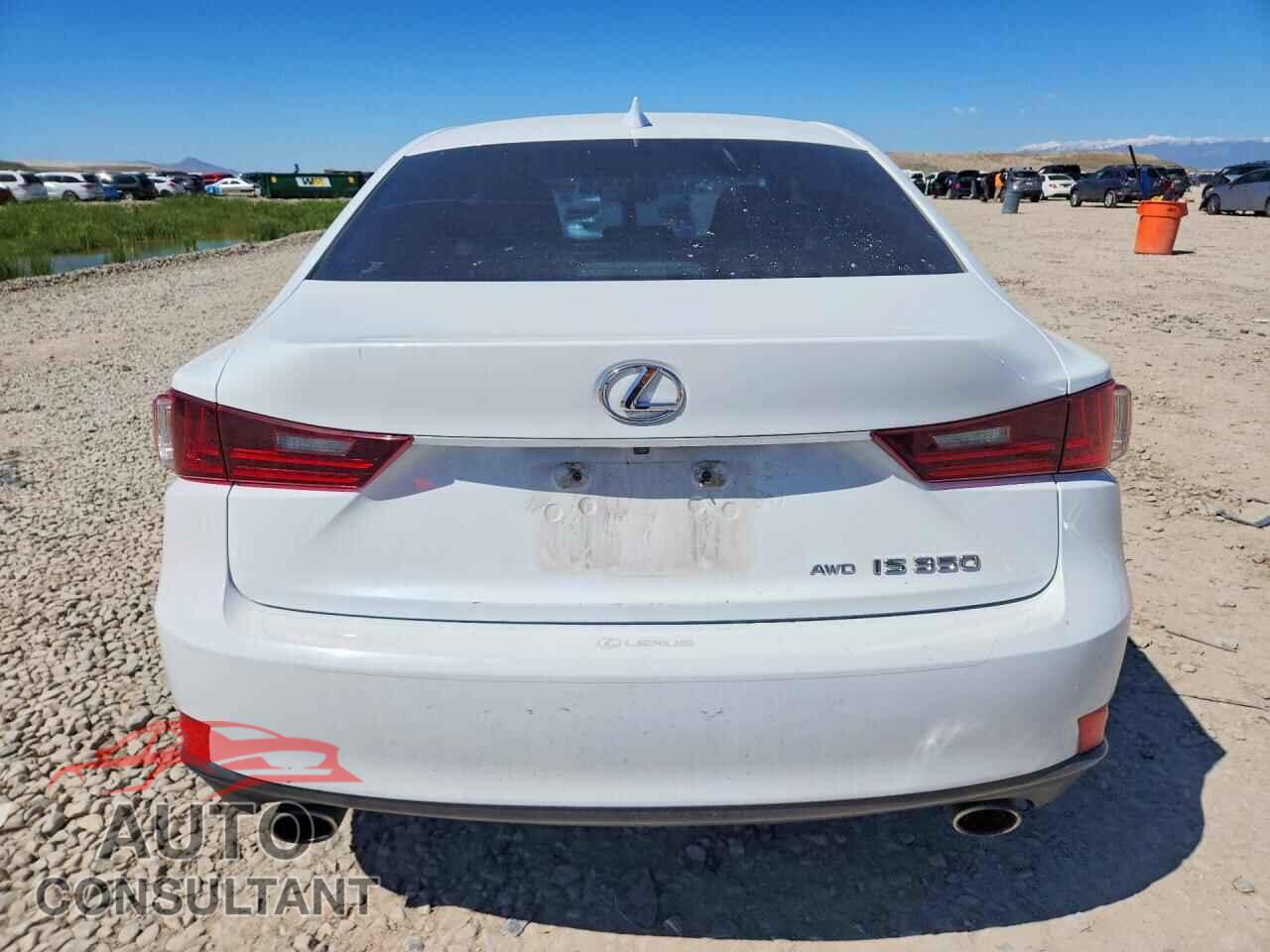 LEXUS IS 2014 - JTHCE1D25E5004439