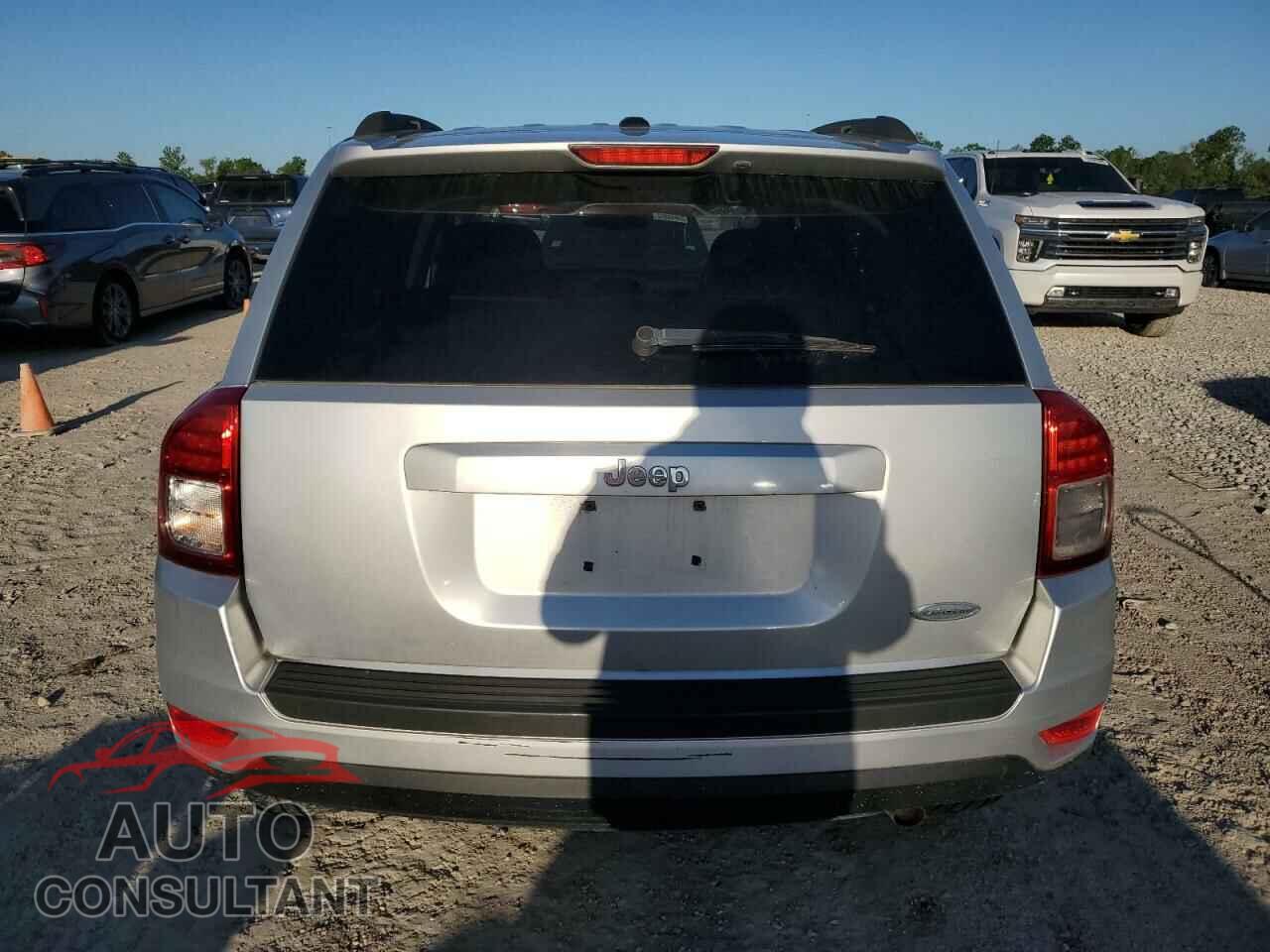 JEEP COMPASS 2011 - 1J4NT1FBXBD260908